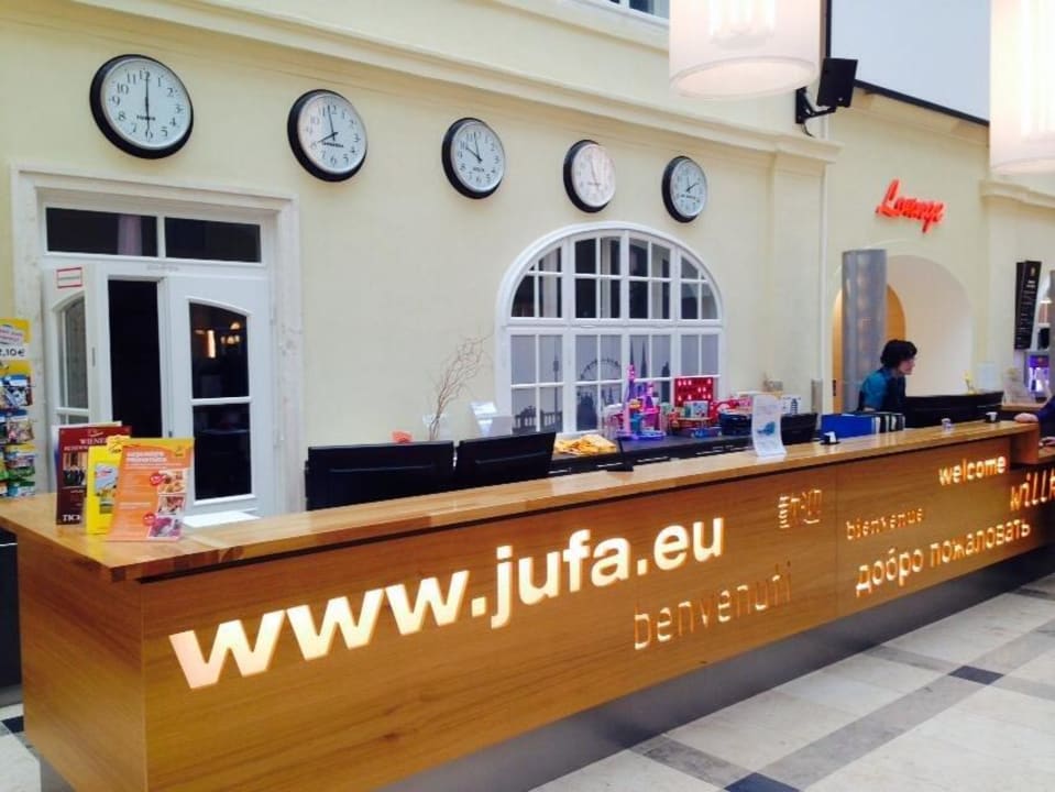 Rezeption JUFA Hotel Wien City