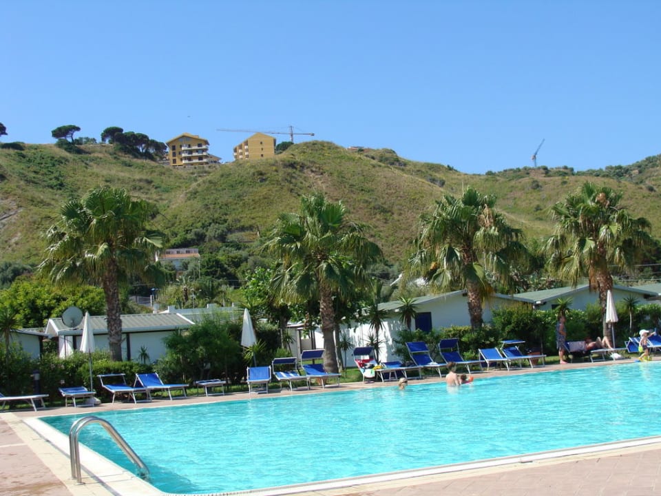 Basen w hotelu Le Dune Beach Club