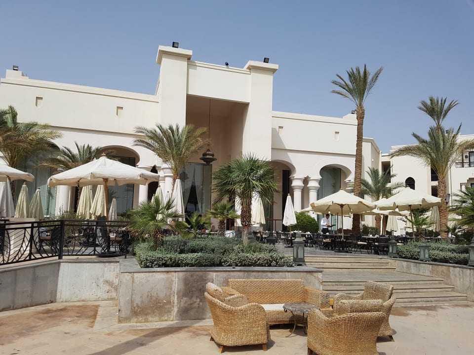 Außenansicht Pickalbatros Palace Hotel-Port Ghalib