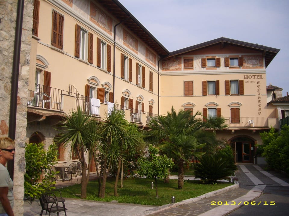 Hintereingang Hotel Antico Monastero