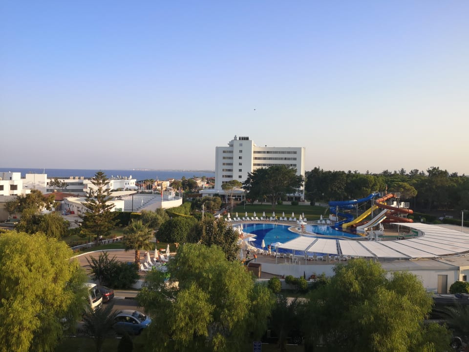 Ausblick Salamis Bay Conti Resort Hotel & Casino