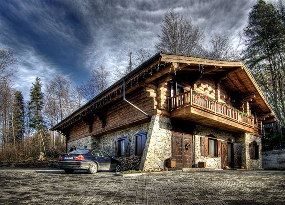 The new part of the hotel Hotel Tirol