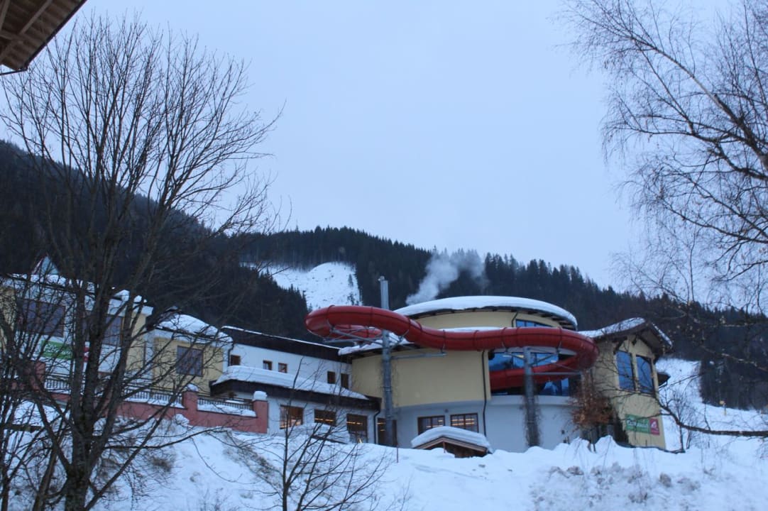 Außenansicht Familienresort Ellmauhof – das echte All Inclusive