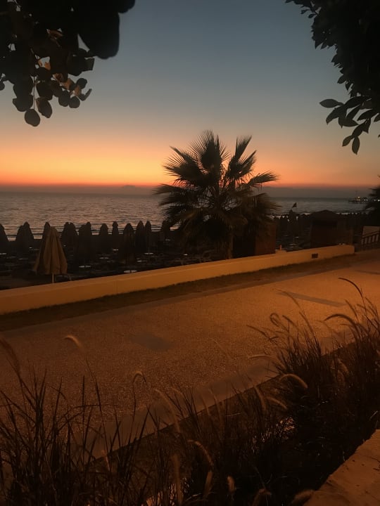 Strand Melas Resort Hotel