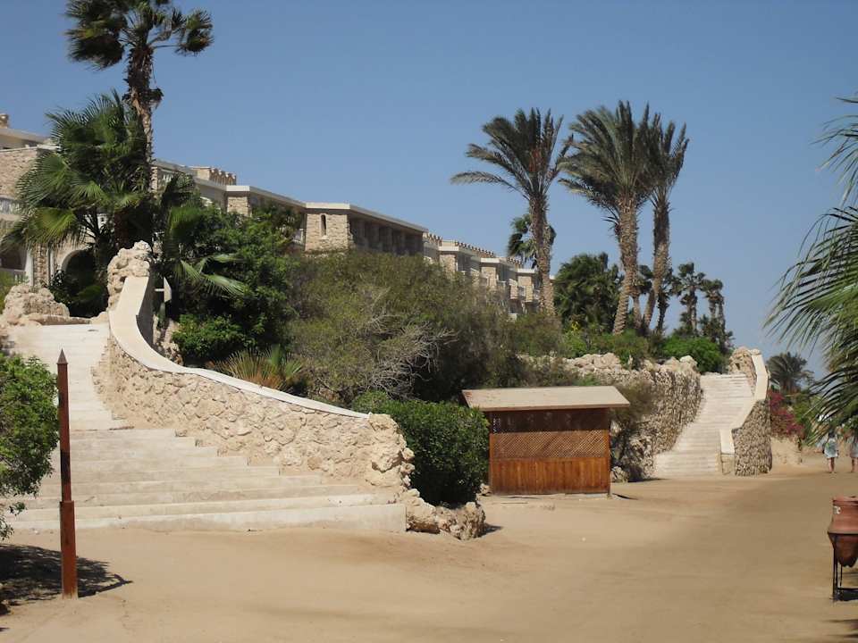 Weg zum Strand Pickalbatros Citadel Resort