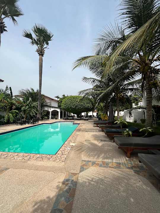 Pool Dulaa Deema Residence Brufut Heights
