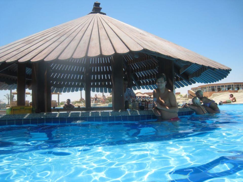 Die Poolbar SUNRISE Royal Makadi Resort