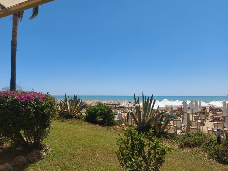 Strand Hotel Defne Garden