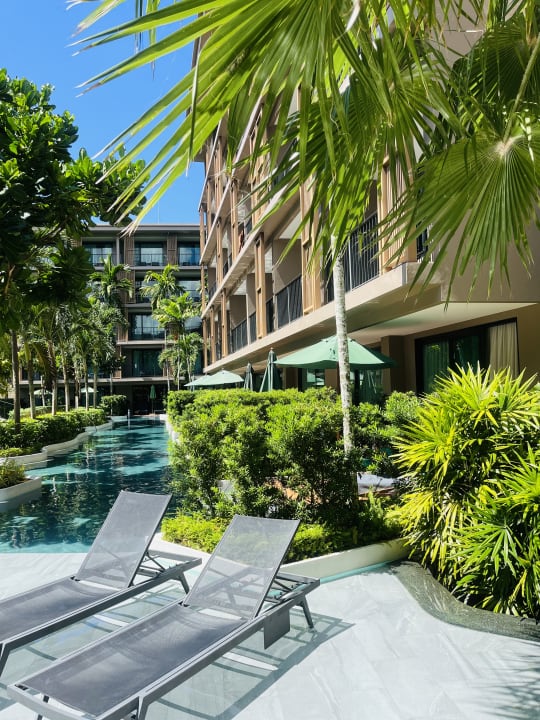 Pool La Flora Khao Lak