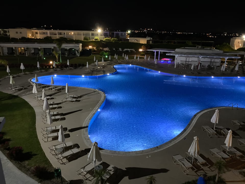 Pool Asterias Beach Resort