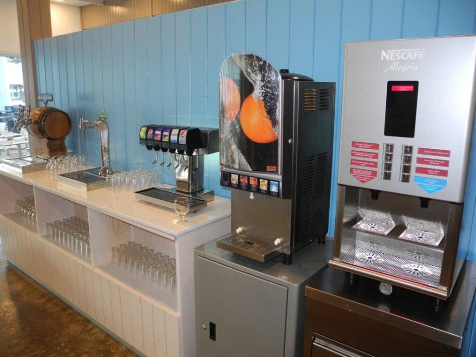 Am Frühstücksbuffet LABRANDA Bahía de Lobos