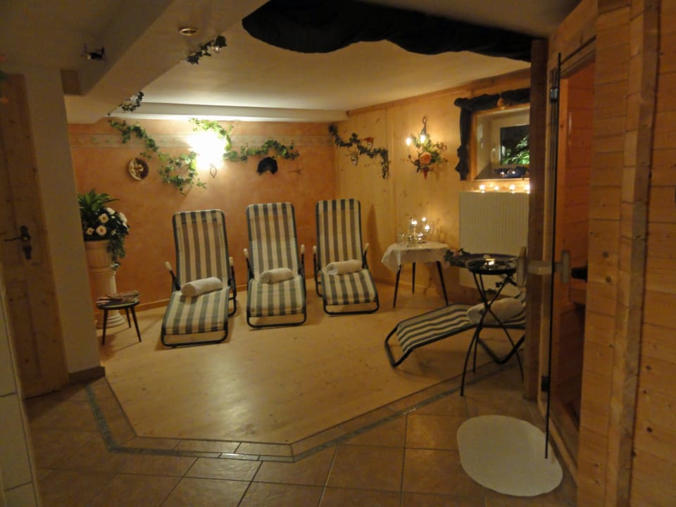 Sauna mit Ruheraum Landhaus Schwarzenbach