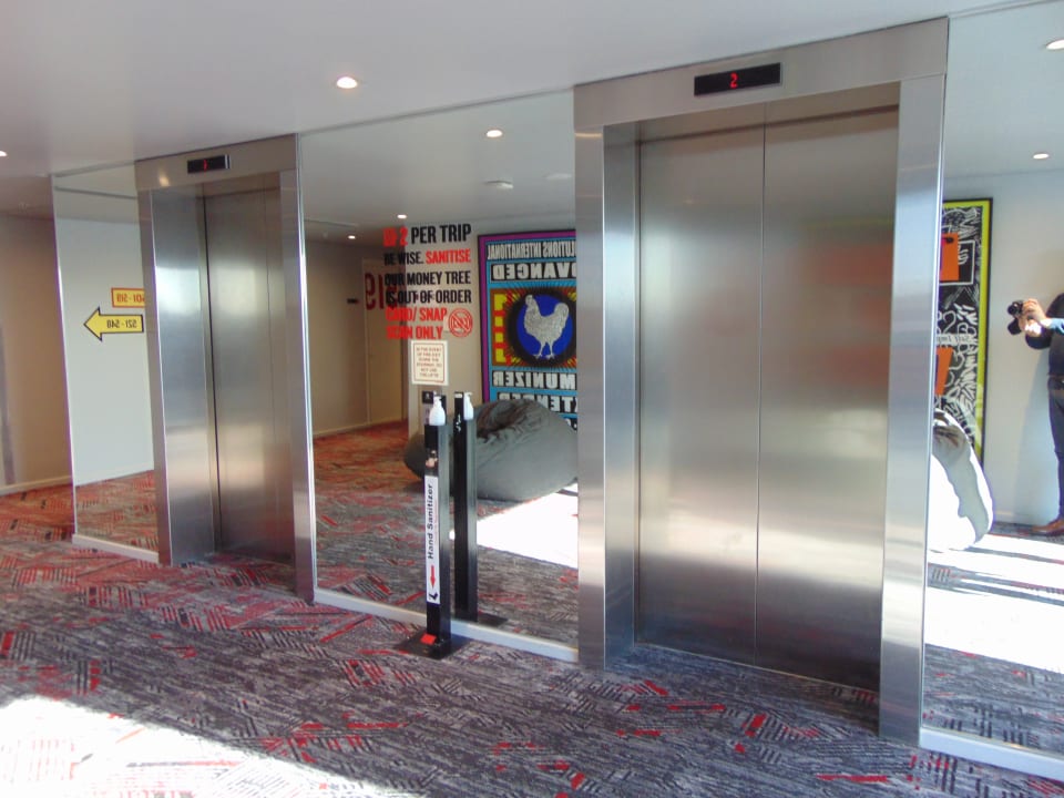 Sonstiges Radisson RED Cape Town