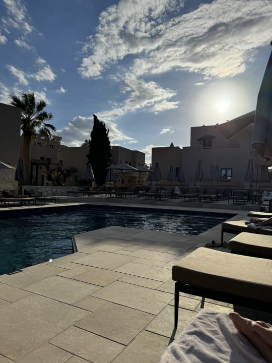 Pool Momi Slow Living Hotel