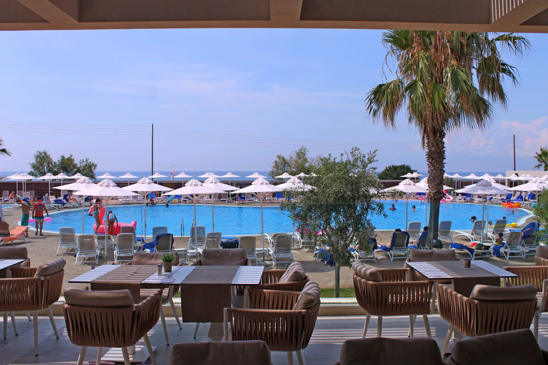 Gastro Almyros Beach Resort & Spa