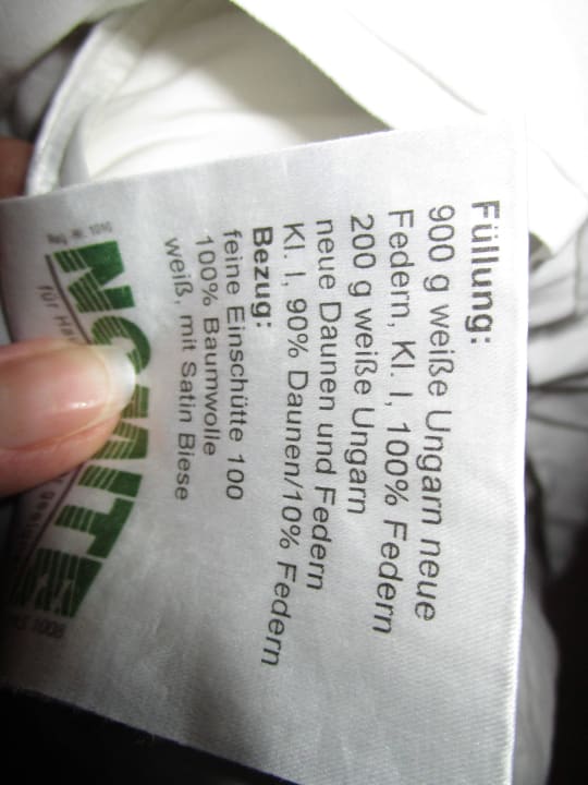 Das angebliche Allergikerbett, ohne Daunen/Federn! Hotel Zum Schiff