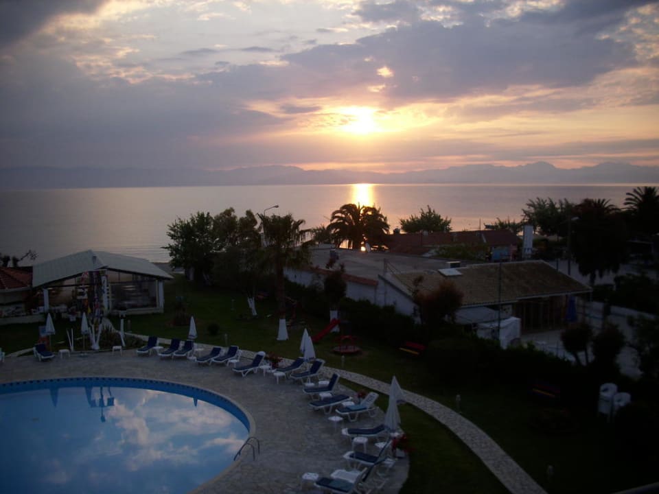 Sonnenaufgang Hotel Albatros