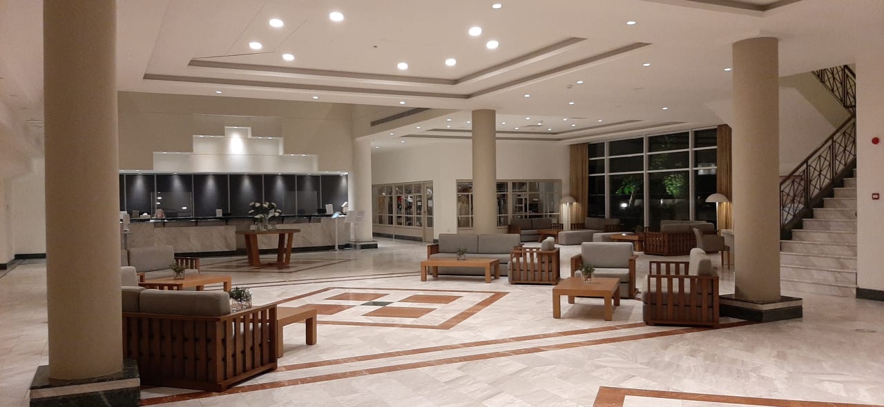 Lobby Hotel Nissi Beach Resort