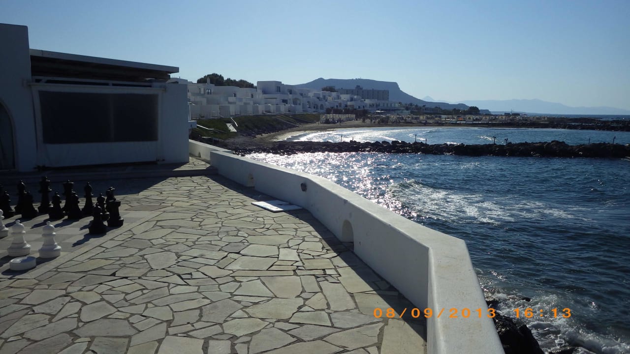 Terrasse Knossos Beach Bungalows Suites Resort & Spa