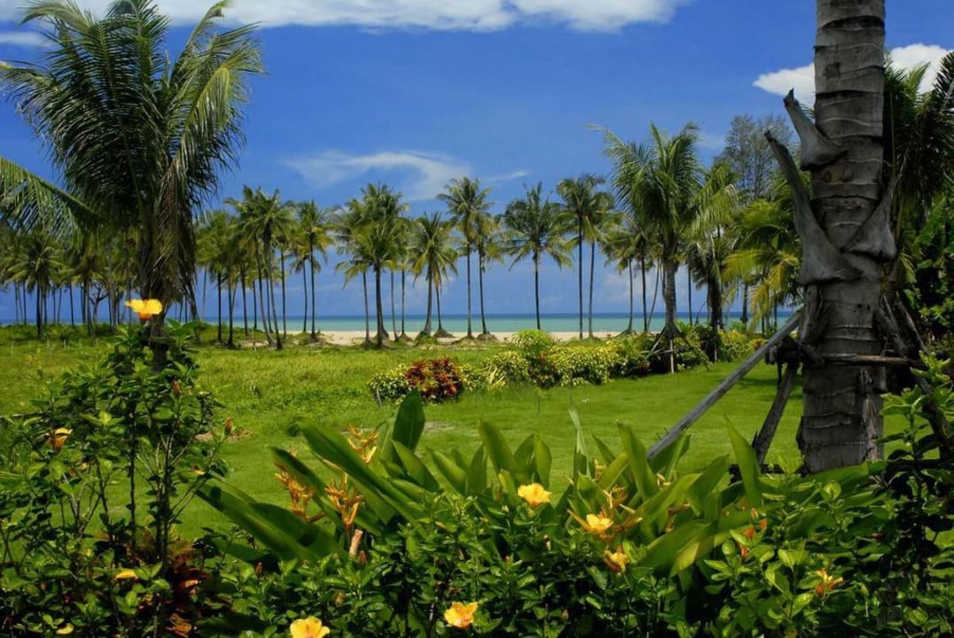 Garden The Andamania Beach Resort & Spa