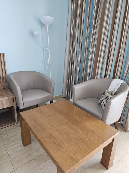 Zimmer Asterias Beach Resort