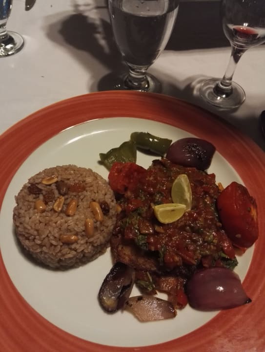 Gastro Kaisol Romance Resort