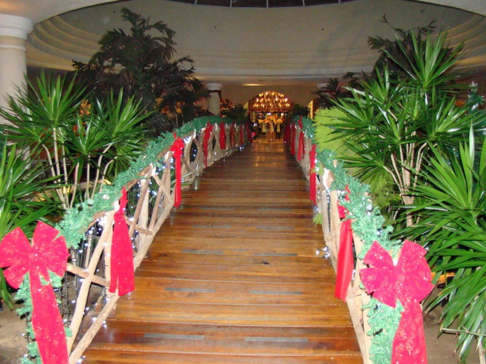 Новогодние украшения Savoy Sharm El Sheikh