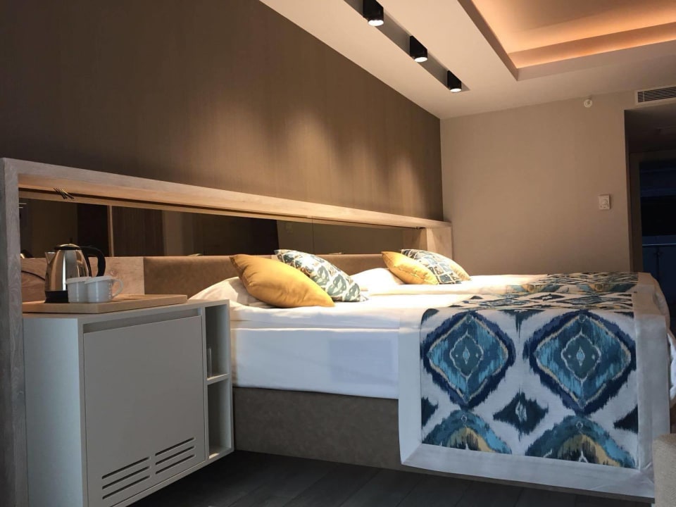 Zimmer Royal Wings Hotel