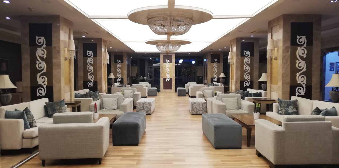 Lobby Hotel Terrace Beach Resort