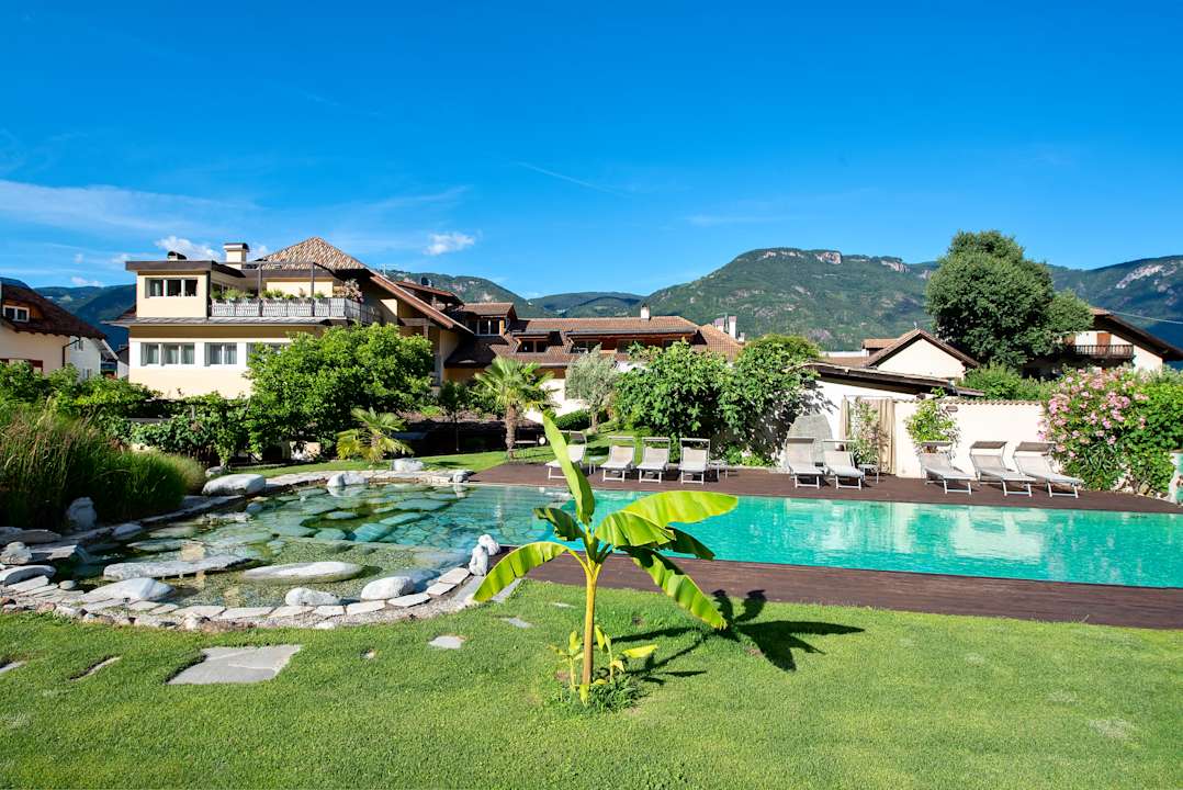 Außenansicht Kreuzwegerhof-Nals