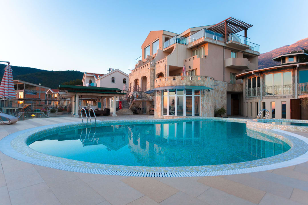 Swimming pool Spa Resort Bečići