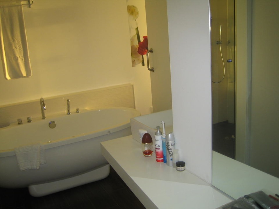 Offene Badanlage Iberostar Waves Bahia de Palma