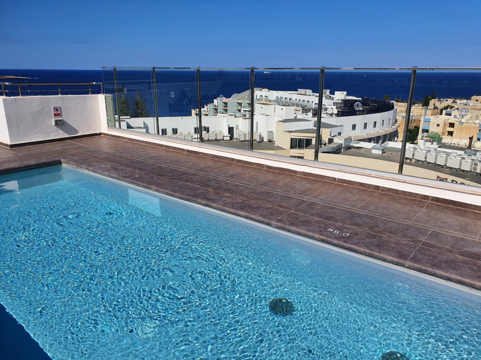 Pool db San Antonio Hotel + Spa