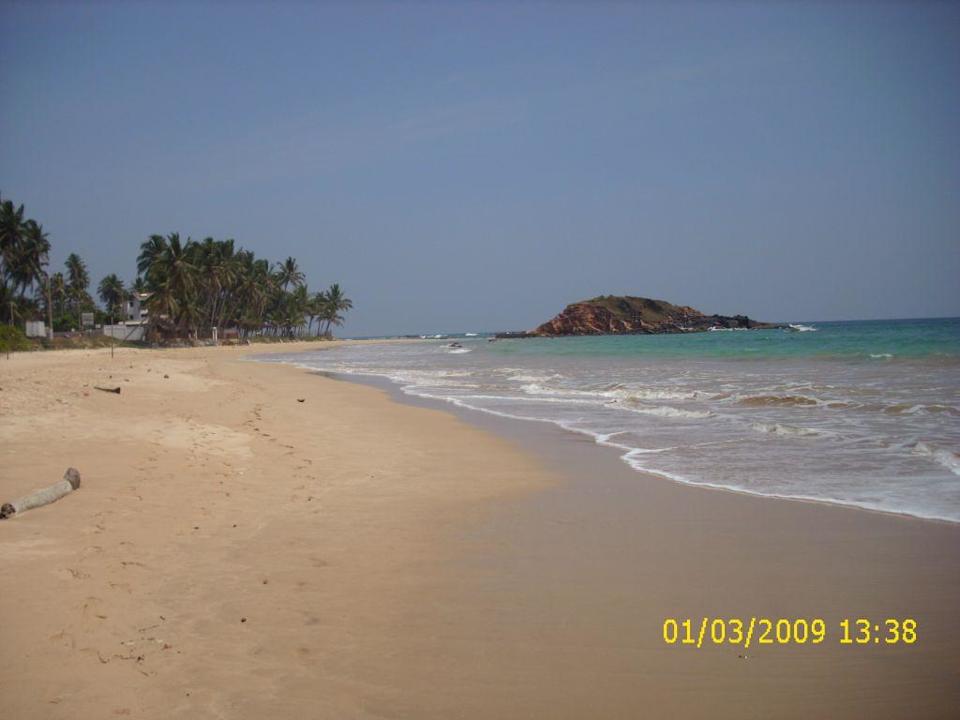 Strand Hotel Sunils Beach