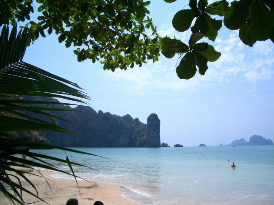 Ao Nang Beach paar Minuten vom Hotel entfernt Avani Ao Nang Cliff Krabi Resort