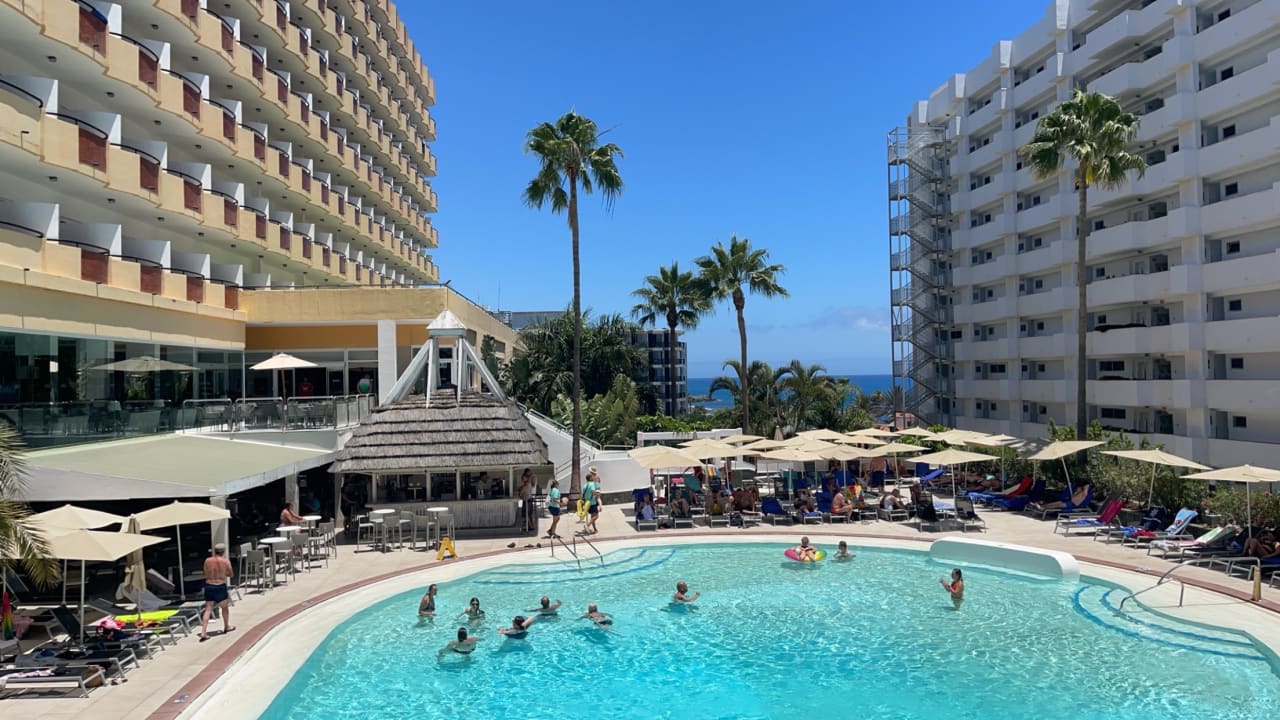 Pool allsun Hotel Lucana