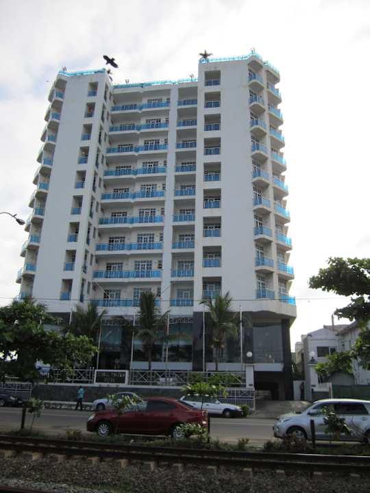 Global Towers von der Meerseite aus Global Towers Hotel & Apartments