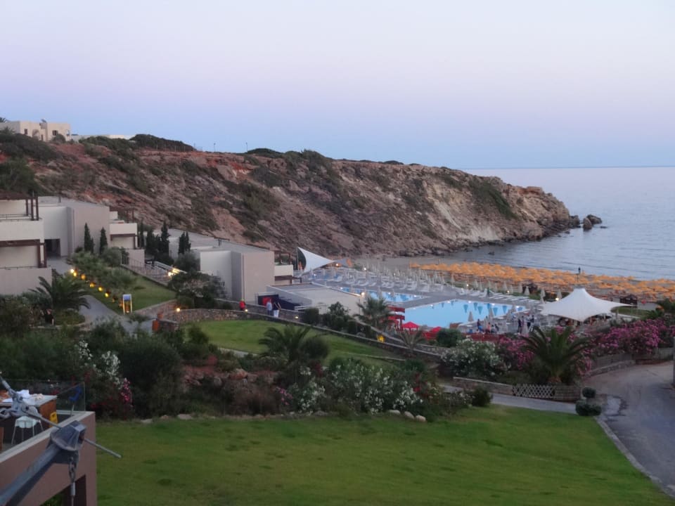 Blick auf die Hotalanlage Atlantica Mikri Poli Crete