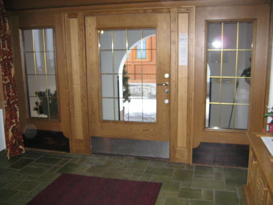 Вход Pension Sonnenvilla Anna