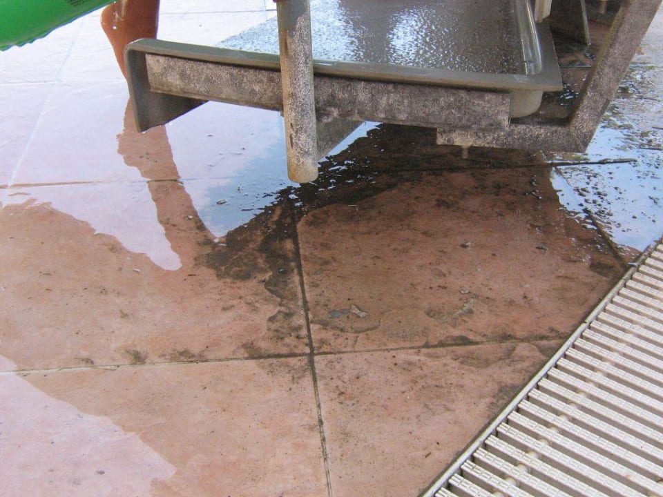 Aufgang zu den Rutschen Hotel Victory Resort