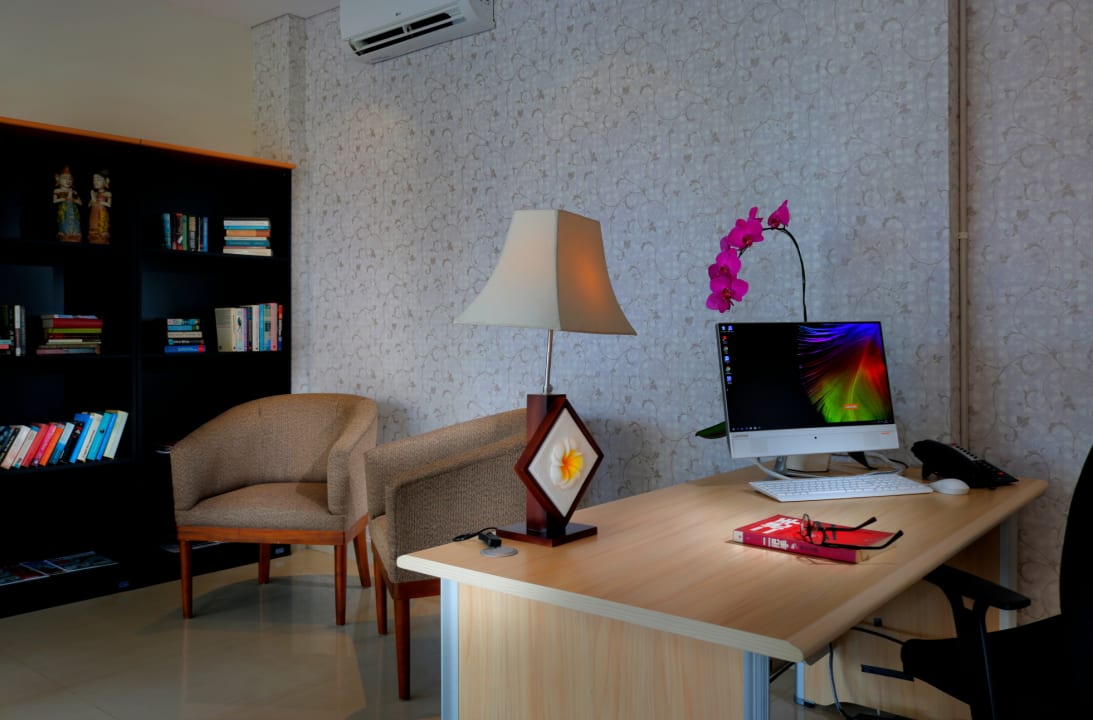 Sonstiges Royal Tulip Springhill Resort