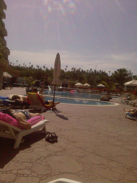 Gut besuchter Pool Ole Tropical Tenerife
