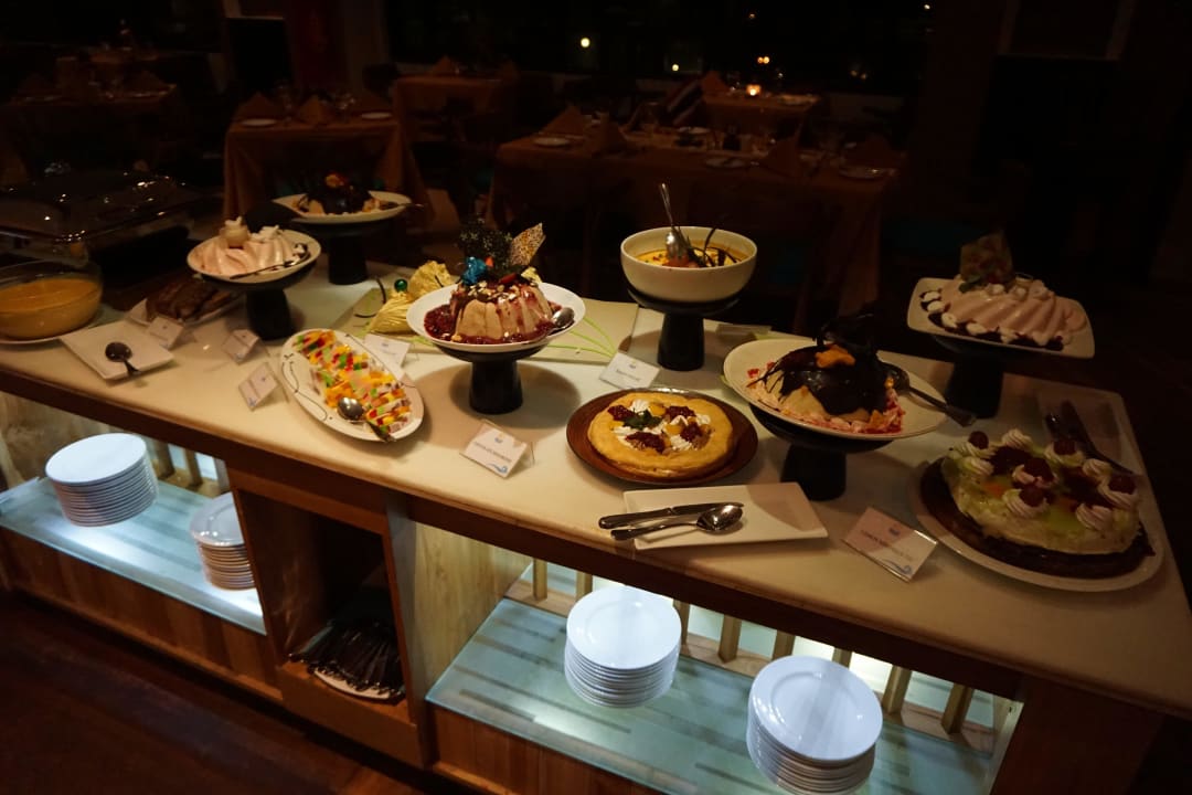 Essen Tangerine Beach Hotel