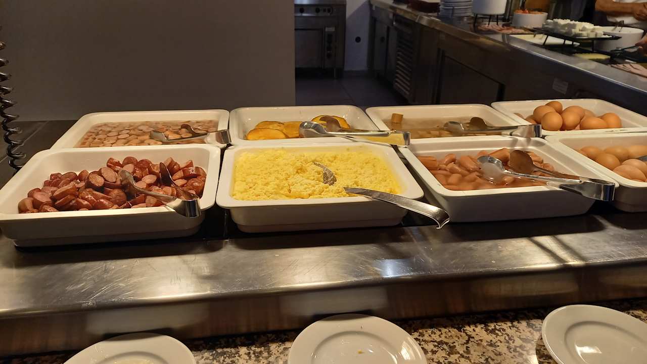 Gastro Hotel Lagomandra Beach