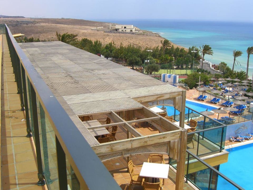 Eine von zwei Frühstücksterrassen SBH Club Paraiso Playa