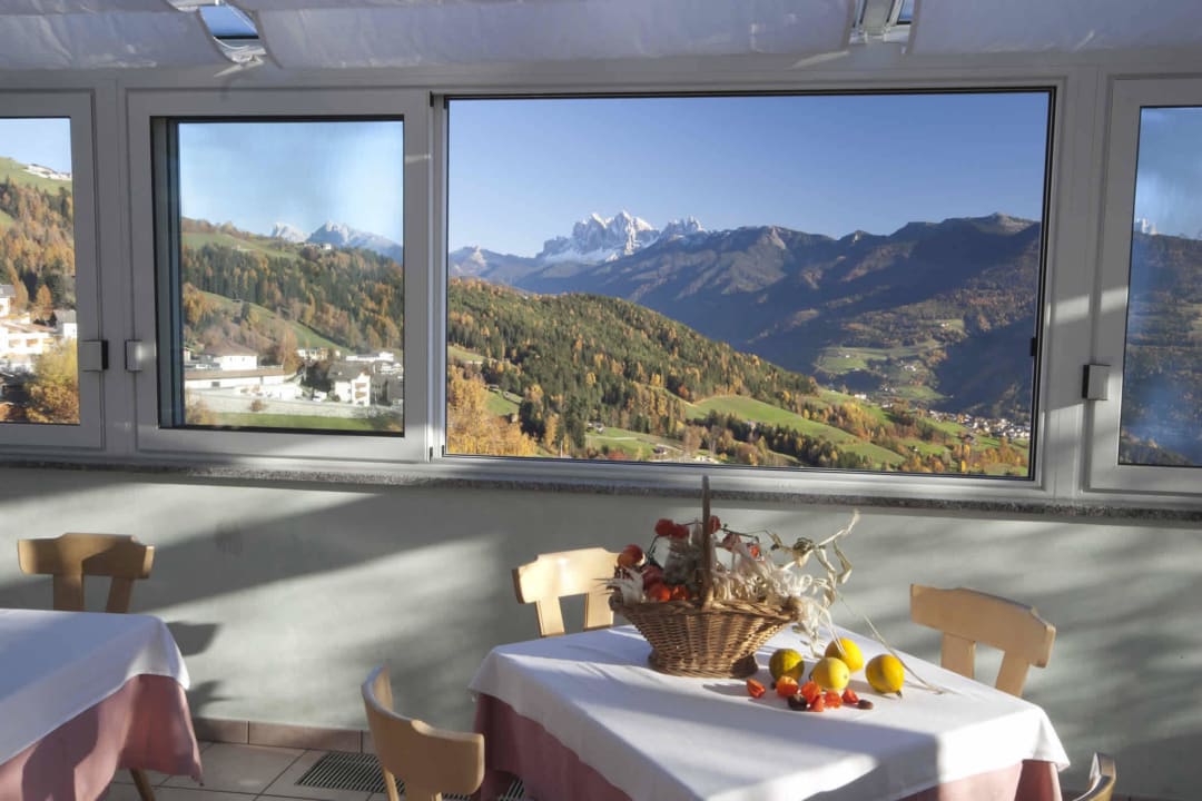 Wintergarten mit Ausblick Gasthaus zum Weissen Kreuz