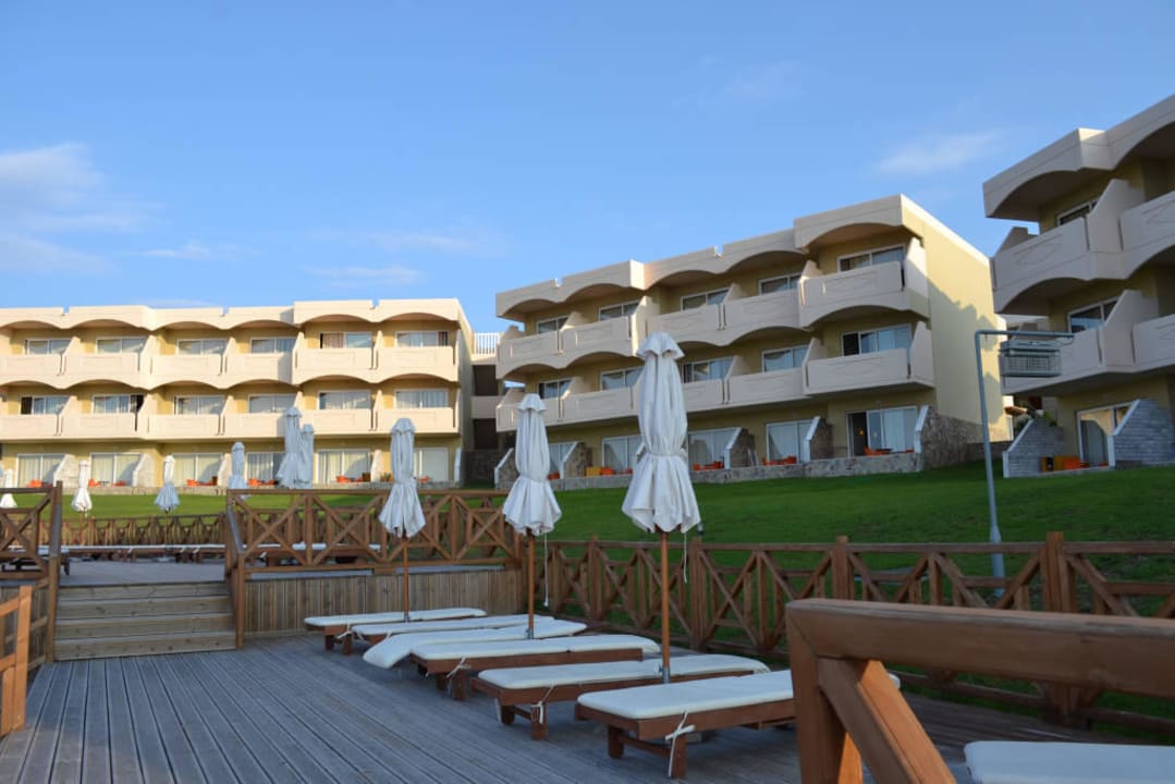 Tarasy do opalania Hotel Kalithea Horizon Royal