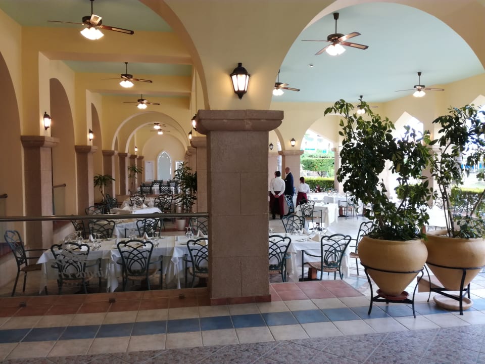 Restaurant Lindos Princess Beach Resort & Spa