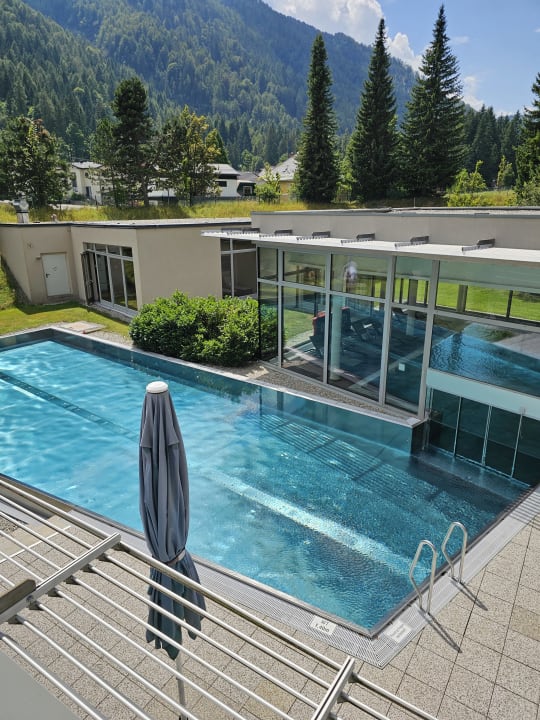 Pool BLEIB BERG F.X. Mayr Retreat