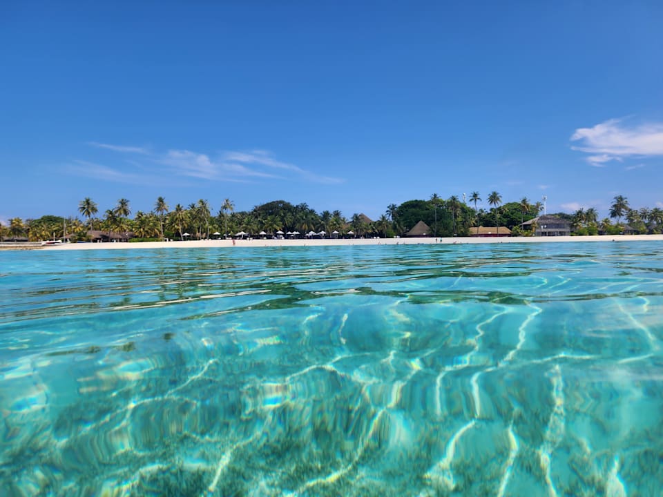 Strand Kuredu Island Resort & Spa
